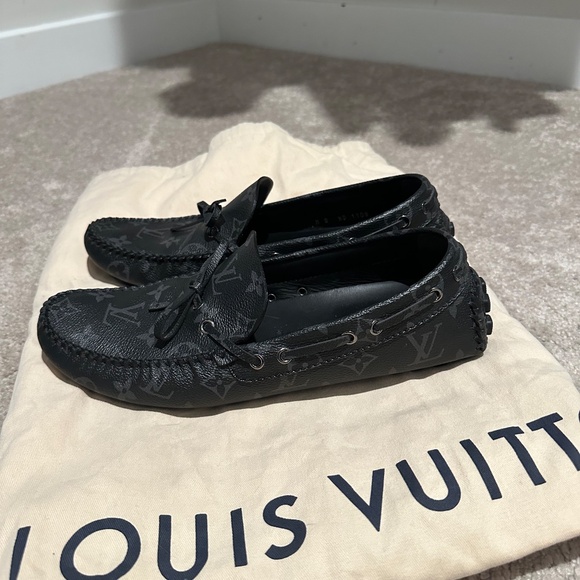 Louis Vuitton Men's Monogram Moccasins - Picture 4 of 5